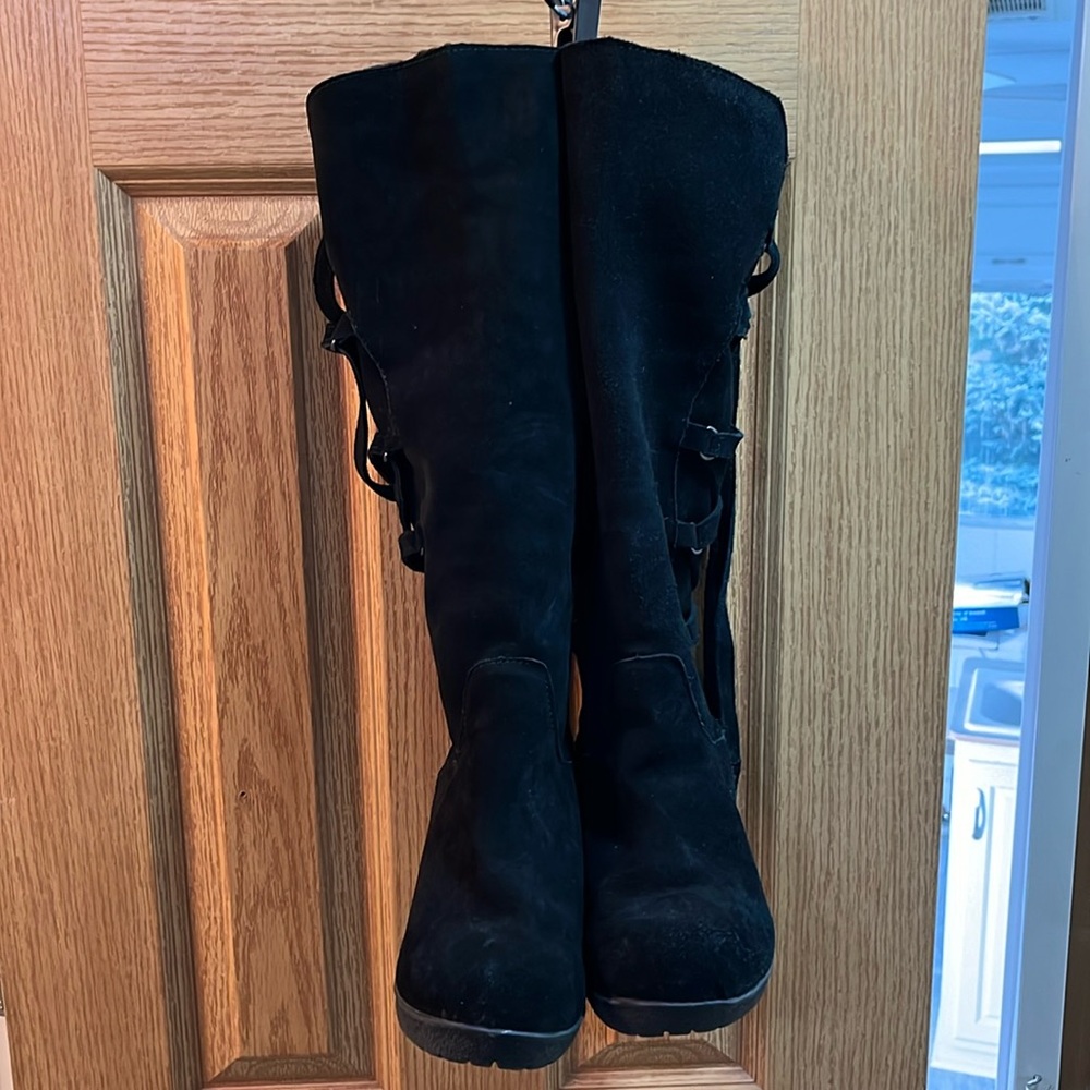 BearPaw boots women’s size 10